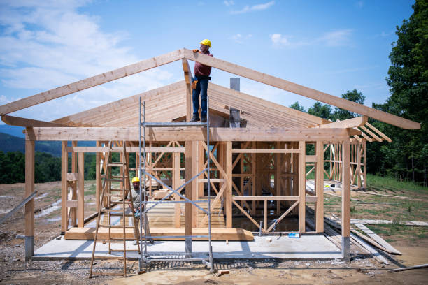 Best Tile Roofing Contractor  in Hiawatha, KS